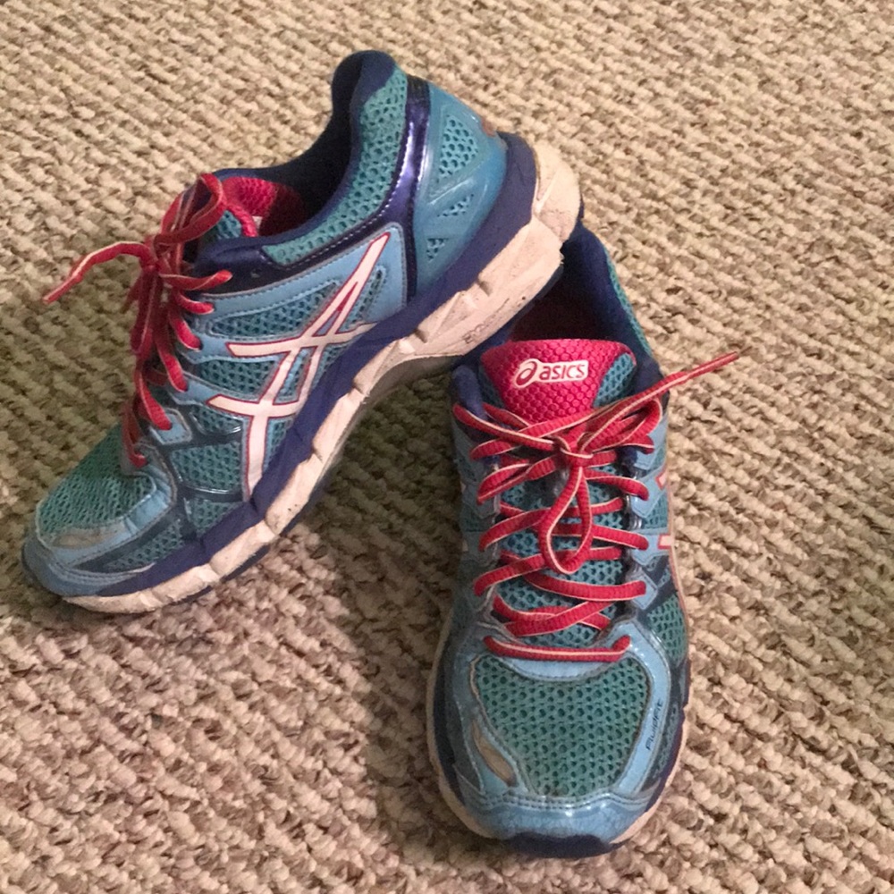 ASIC Kayano Tennis Shoe